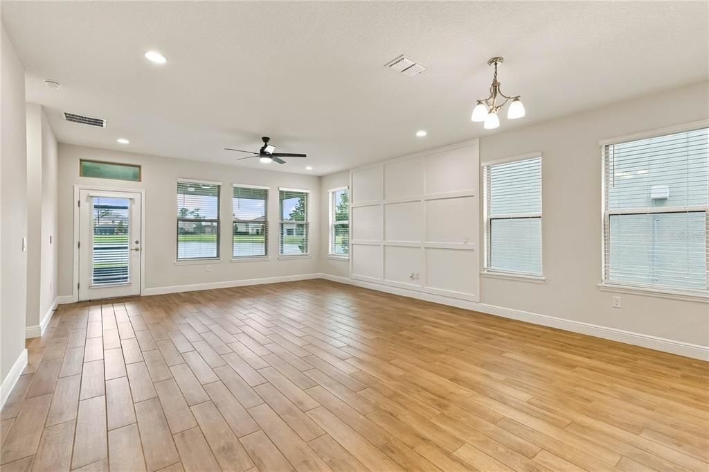 For Sale: $799,000 (4 beds, 3 baths, 3327 Square Feet)