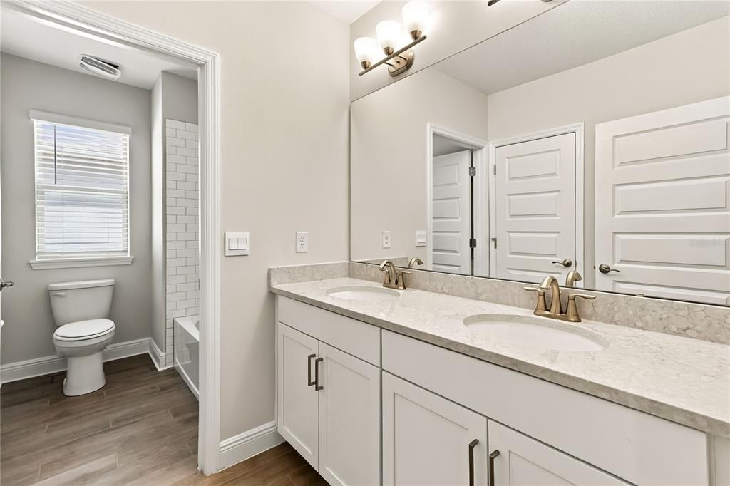 For Sale: $799,000 (4 beds, 3 baths, 3327 Square Feet)