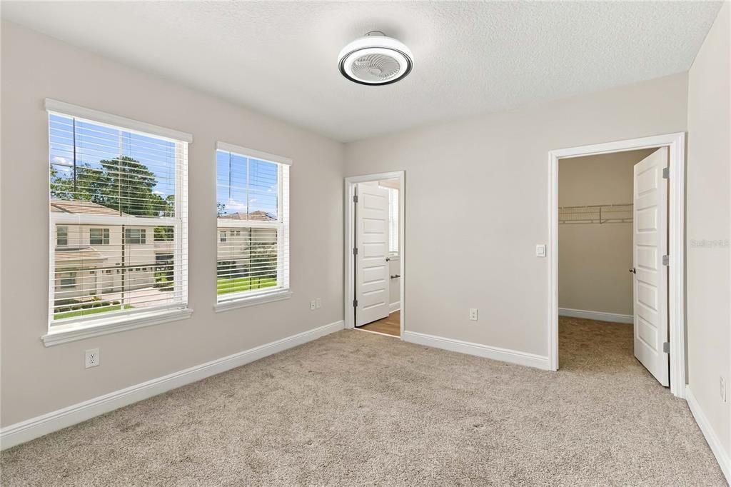 For Sale: $799,000 (4 beds, 3 baths, 3327 Square Feet)