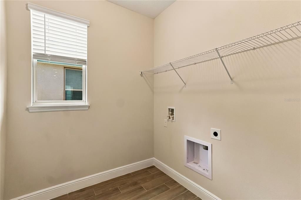 For Sale: $799,000 (4 beds, 3 baths, 3327 Square Feet)