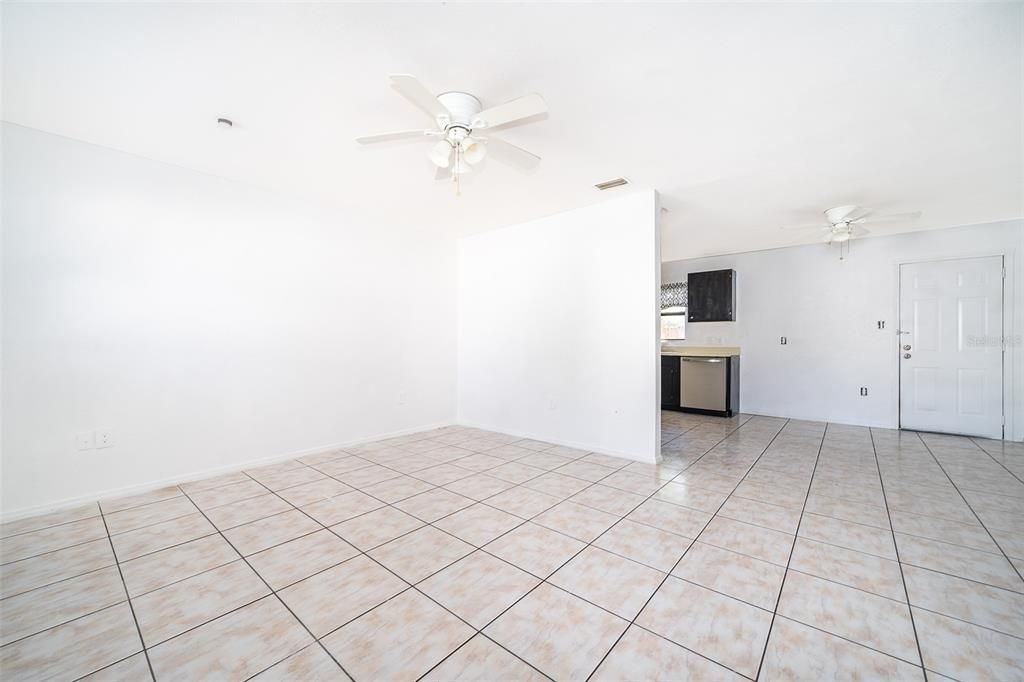 For Sale: $530,000 (3 beds, 0 baths, 1416 Square Feet)