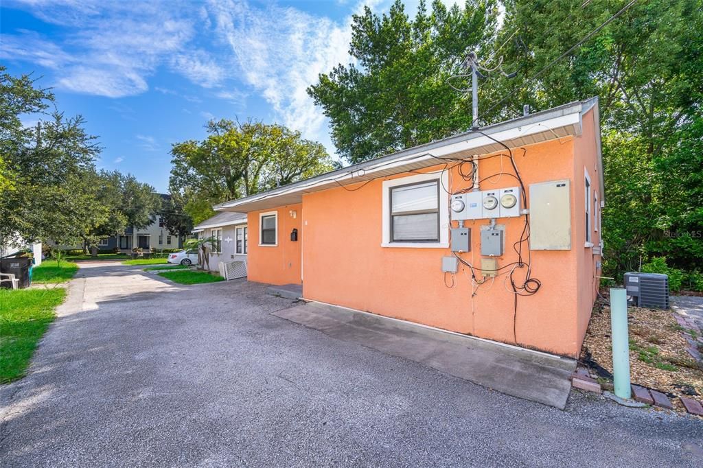 For Sale: $530,000 (3 beds, 0 baths, 1416 Square Feet)