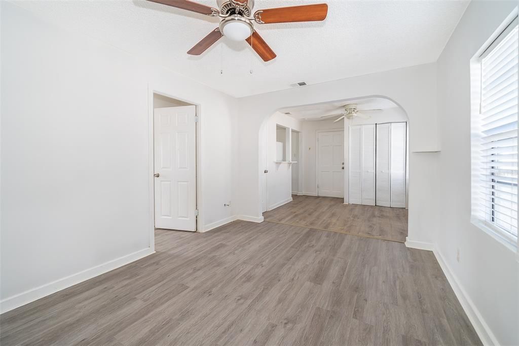 For Sale: $530,000 (3 beds, 0 baths, 1416 Square Feet)