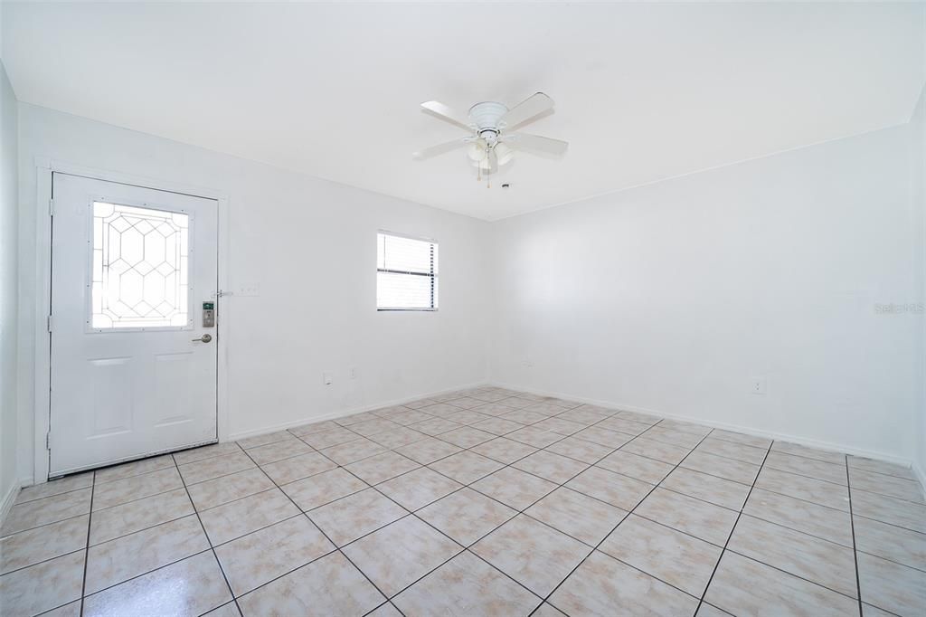 For Sale: $530,000 (3 beds, 0 baths, 1416 Square Feet)