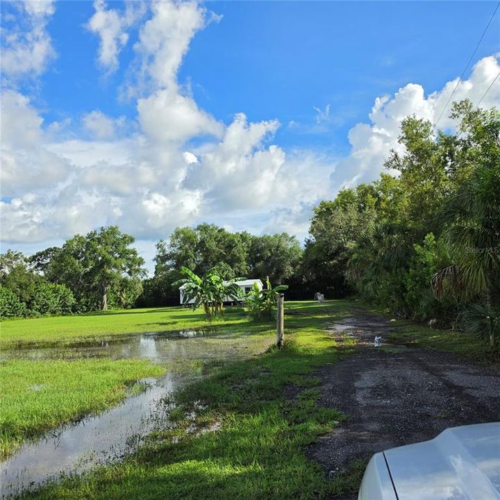待售: $225,000 (1.01 acres)