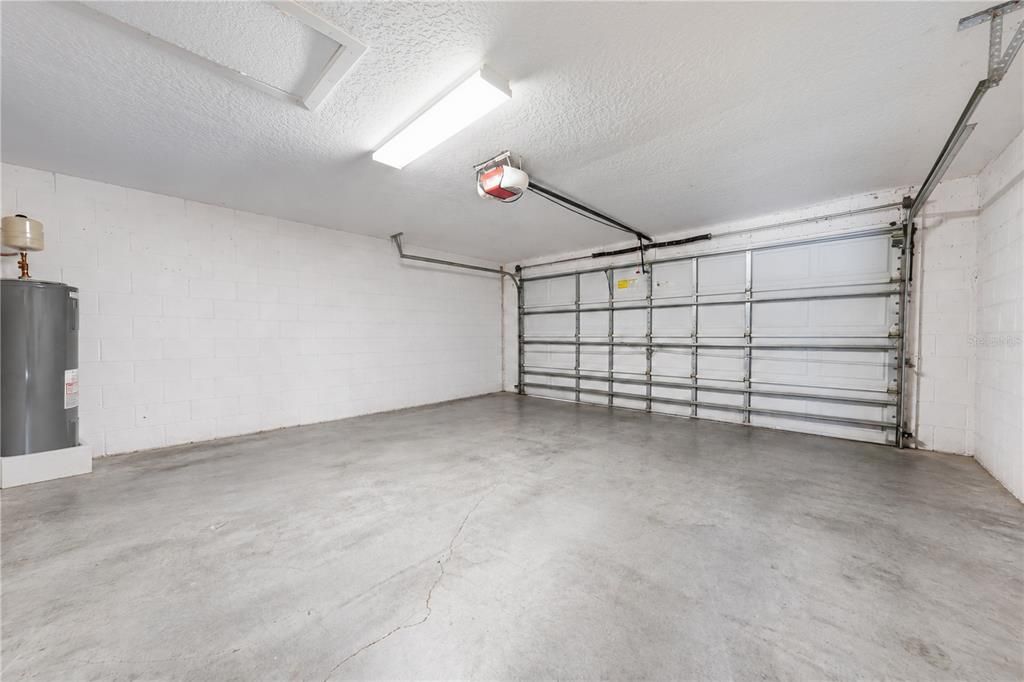 На продажу: $339,000 (3 спален, 2 ванн, 1352 Квадратных фут)