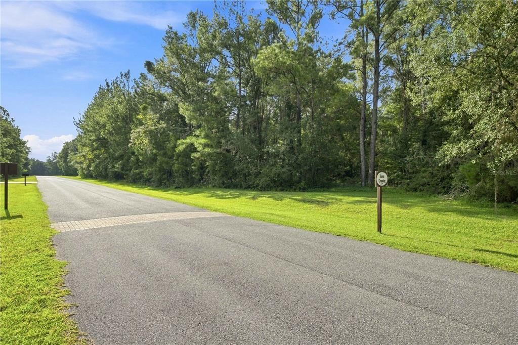 En Venta: $145,000 (1.95 acres)