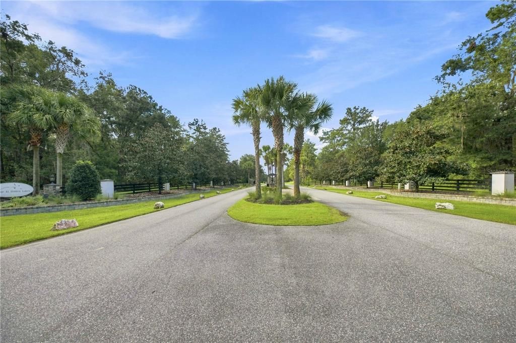 En Venta: $145,000 (1.95 acres)