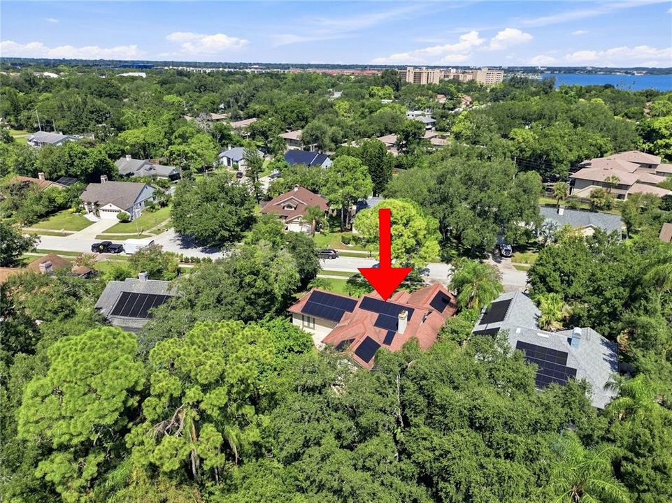 For Sale: $575,000 (4 beds, 2 baths, 1917 Square Feet)