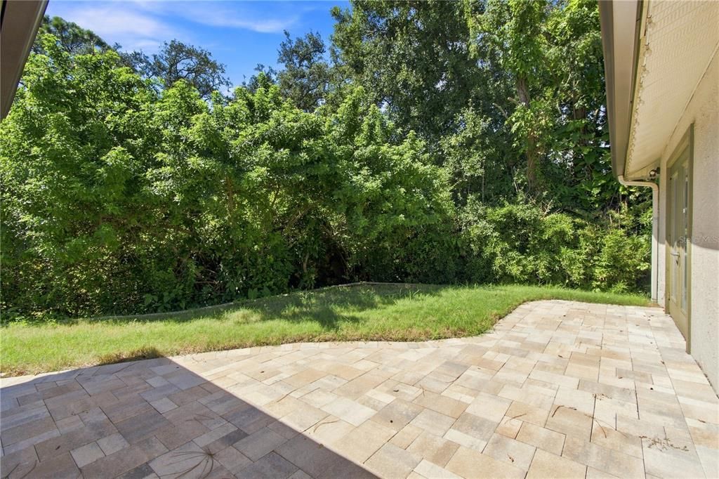 For Sale: $575,000 (4 beds, 2 baths, 1917 Square Feet)
