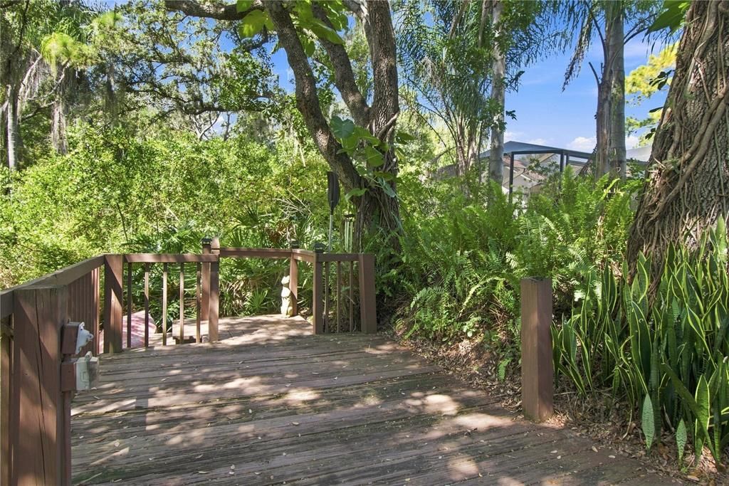 For Sale: $575,000 (4 beds, 2 baths, 1917 Square Feet)