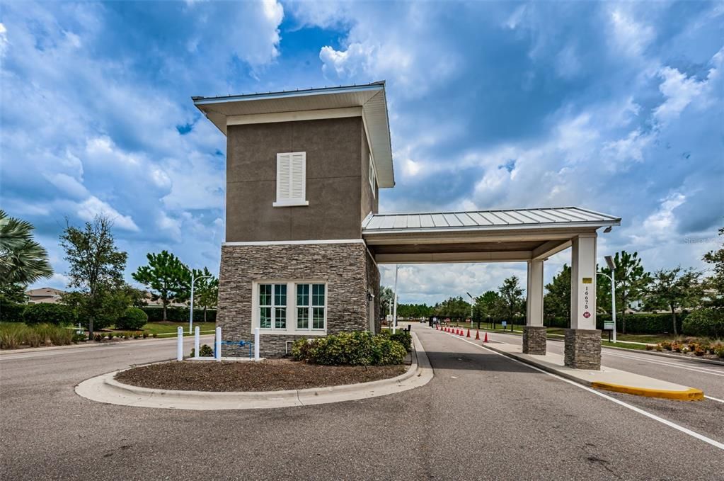 For Sale: $399,000 (4 beds, 2 baths, 2035 Square Feet)