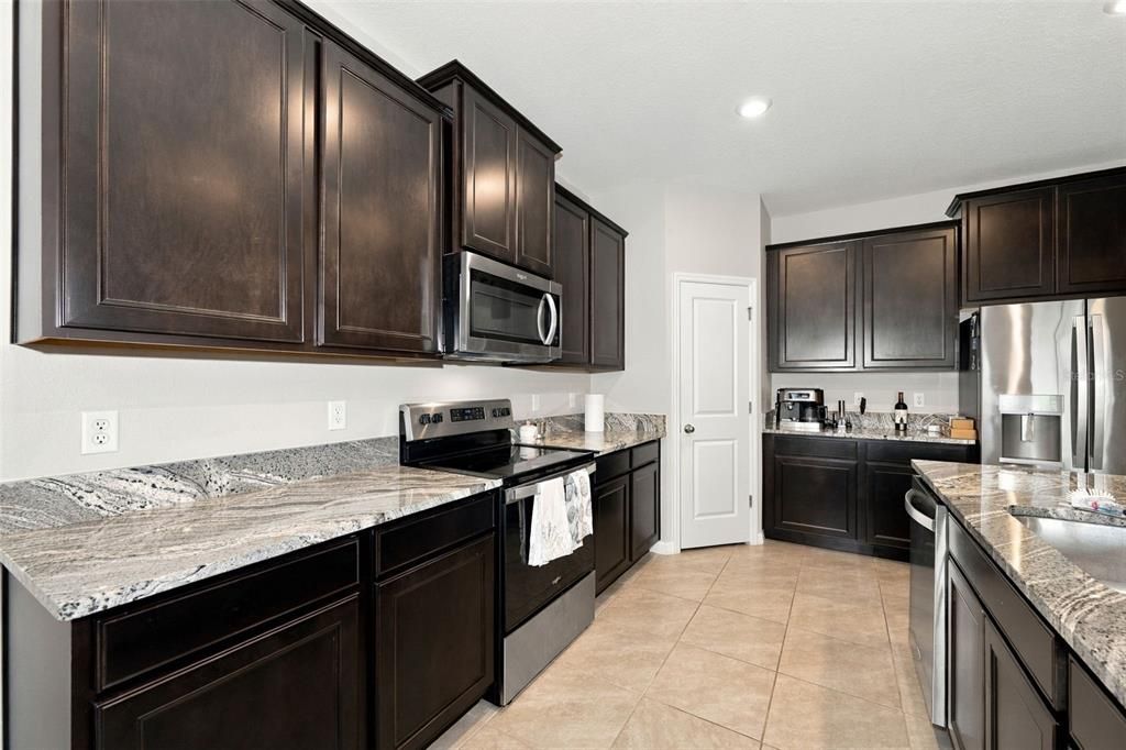 For Sale: $399,000 (4 beds, 2 baths, 2035 Square Feet)