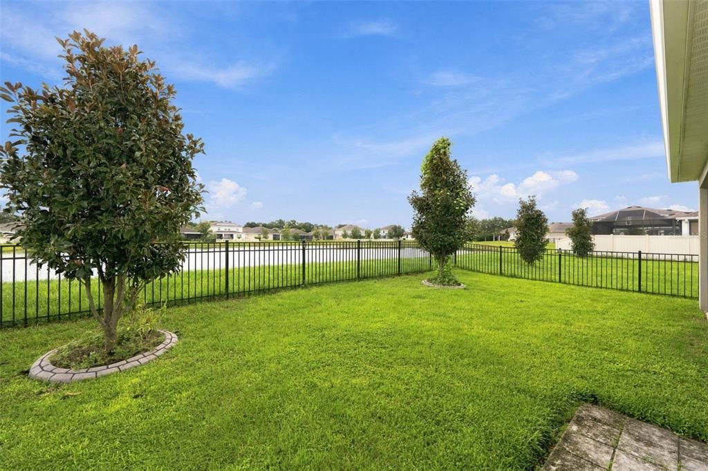 For Sale: $399,000 (4 beds, 2 baths, 2035 Square Feet)