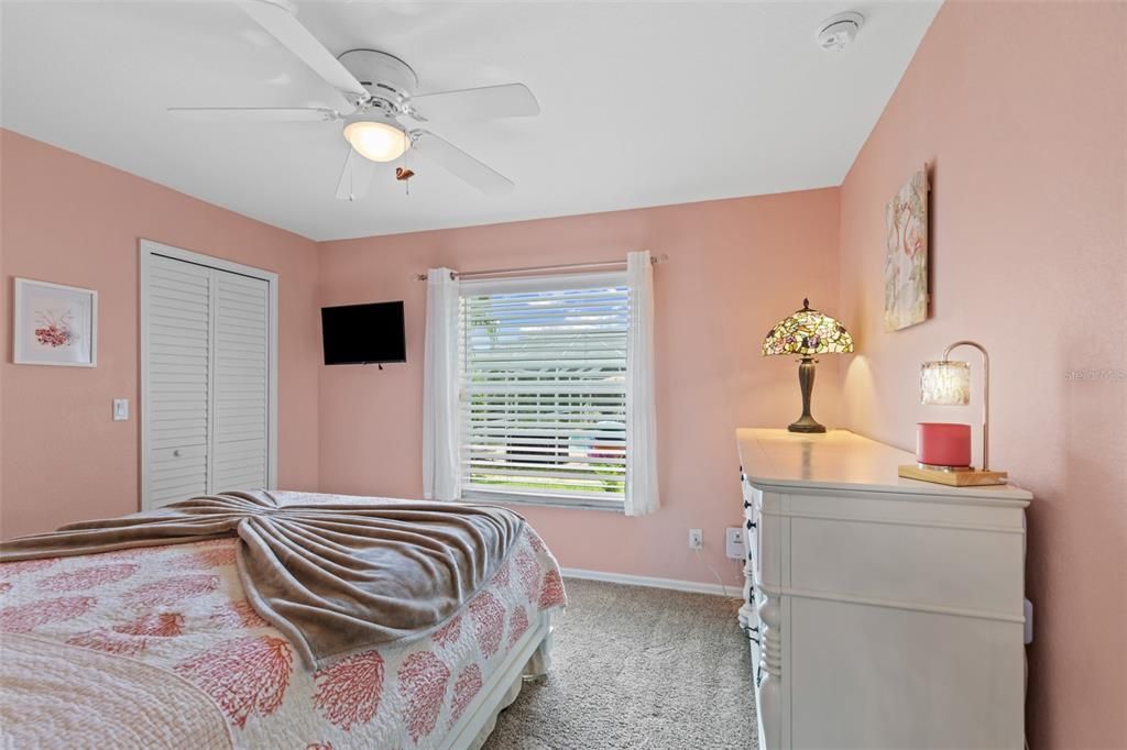 For Sale: $500,000 (3 beds, 2 baths, 2082 Square Feet)