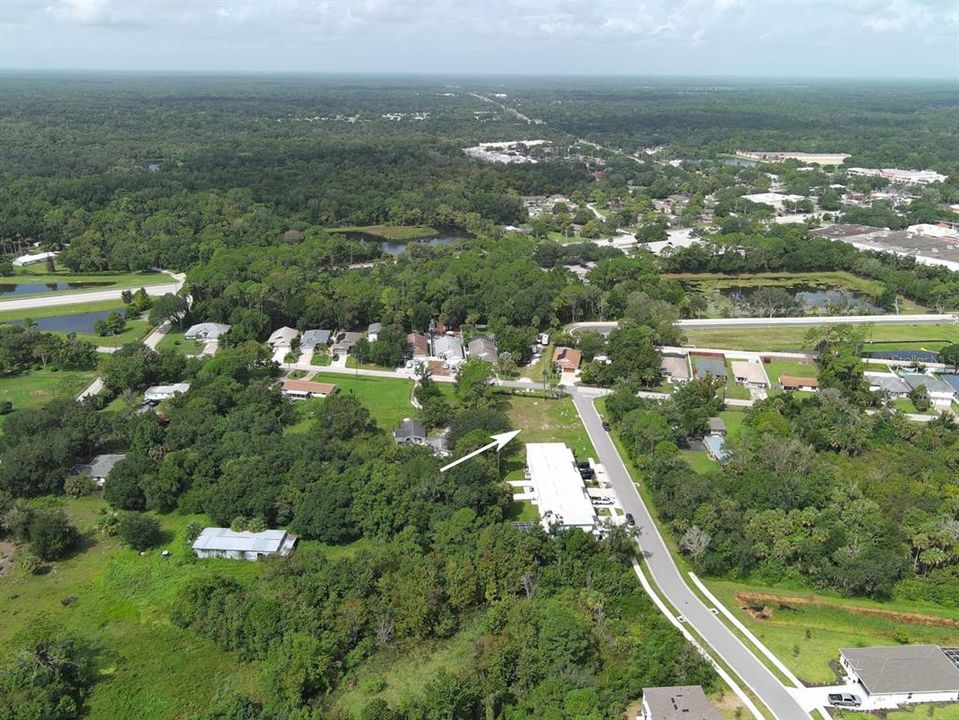 待售: $395,000 (0.14 acres)