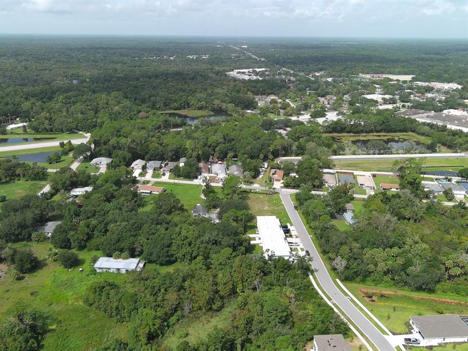 待售: $395,000 (0.14 acres)