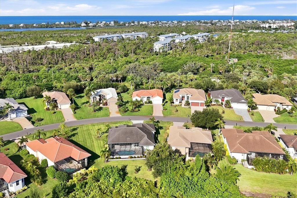 En Venta: $549,000 (3 camas, 2 baños, 2111 Pies cuadrados)