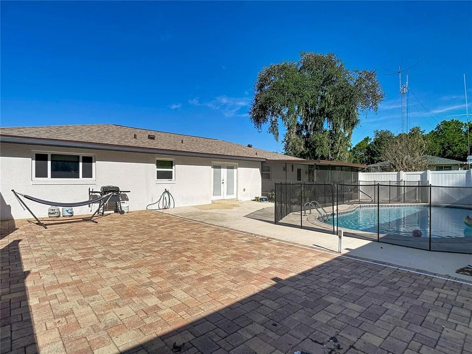 For Sale: $369,500 (3 beds, 2 baths, 1535 Square Feet)