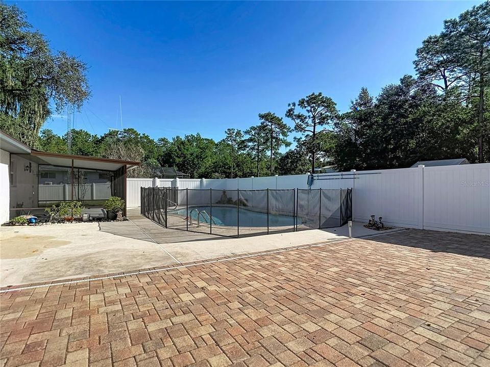 For Sale: $369,500 (3 beds, 2 baths, 1535 Square Feet)