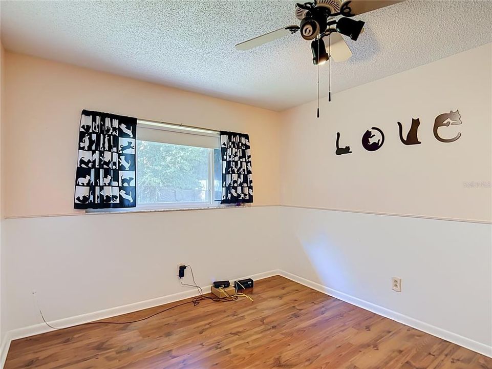 For Sale: $369,500 (3 beds, 2 baths, 1535 Square Feet)