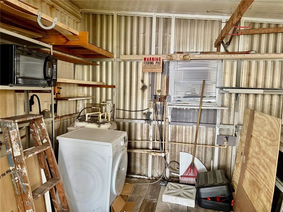 На продажу: $112,000 (2 спален, 2 ванн, 720 Квадратных фут)