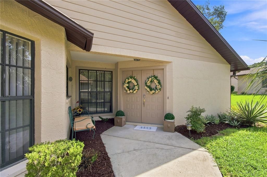 For Sale: $265,000 (2 beds, 2 baths, 1427 Square Feet)
