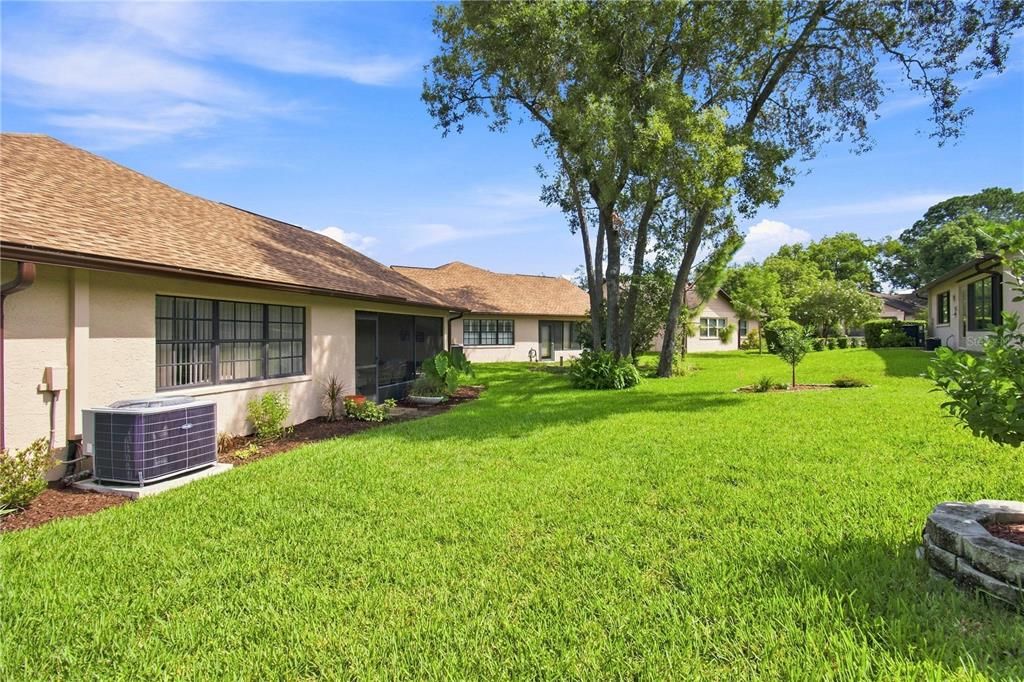 For Sale: $265,000 (2 beds, 2 baths, 1427 Square Feet)