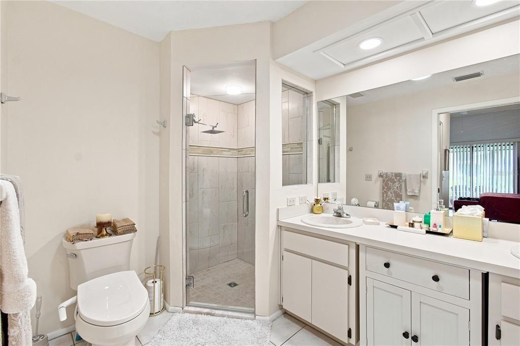 For Sale: $265,000 (2 beds, 2 baths, 1427 Square Feet)