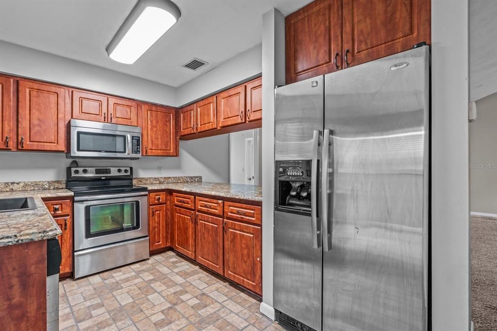 En Venta: $299,900 (3 camas, 2 baños, 1497 Pies cuadrados)