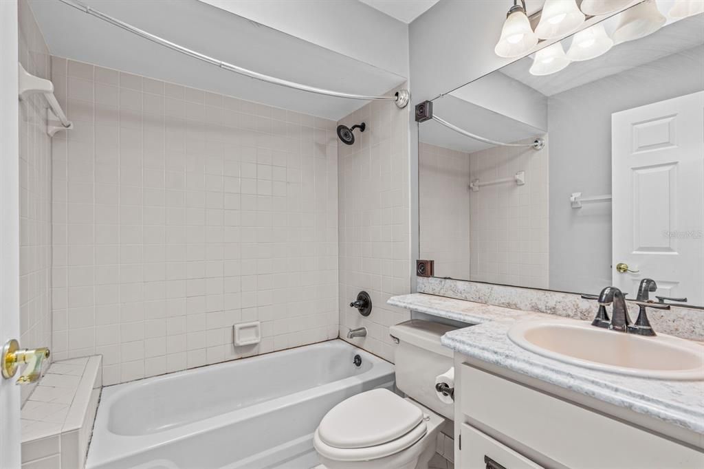 En Venta: $299,900 (3 camas, 2 baños, 1497 Pies cuadrados)