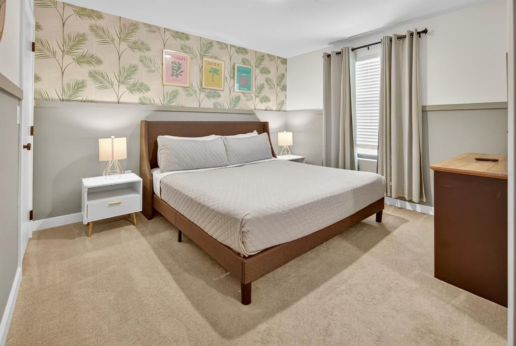 For Rent: $2,300 (3 beds, 3 baths, 1365 Square Feet)