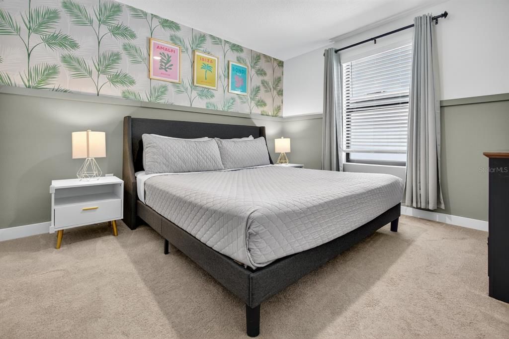 For Rent: $2,300 (3 beds, 3 baths, 1365 Square Feet)