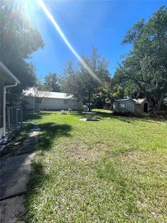 For Rent: $1,595 (3 beds, 1 baths, 1248 Square Feet)