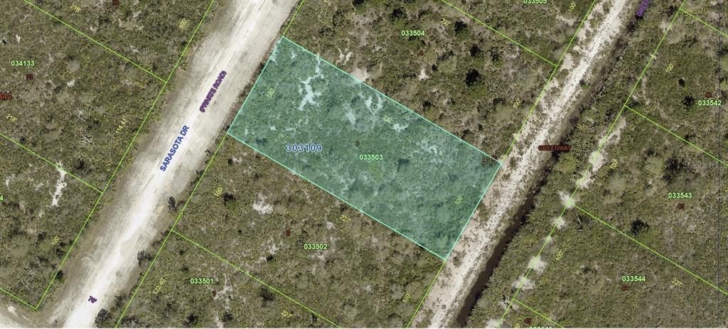 En Venta: $10,000 (0.52 acres)