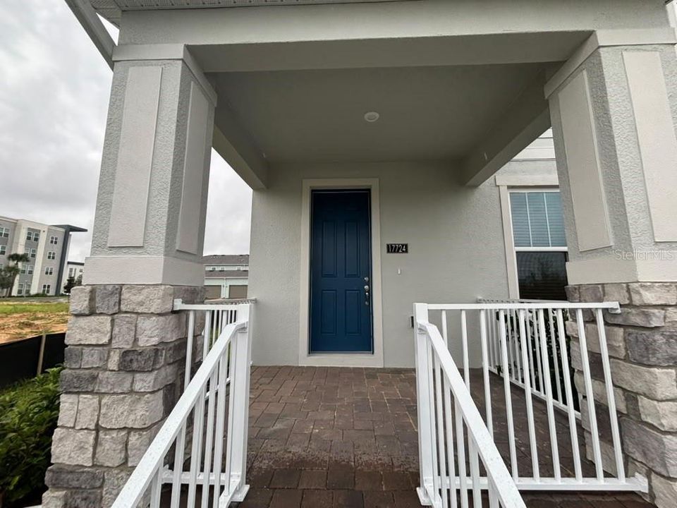 For Rent: $2,900 (3 beds, 2 baths, 1644 Square Feet)