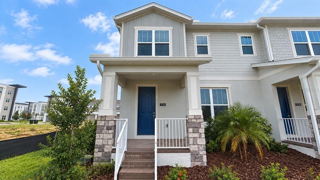 For Rent: $2,900 (3 beds, 2 baths, 1644 Square Feet)