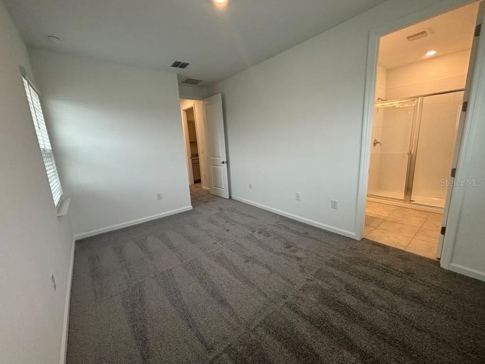 For Rent: $2,900 (3 beds, 2 baths, 1644 Square Feet)