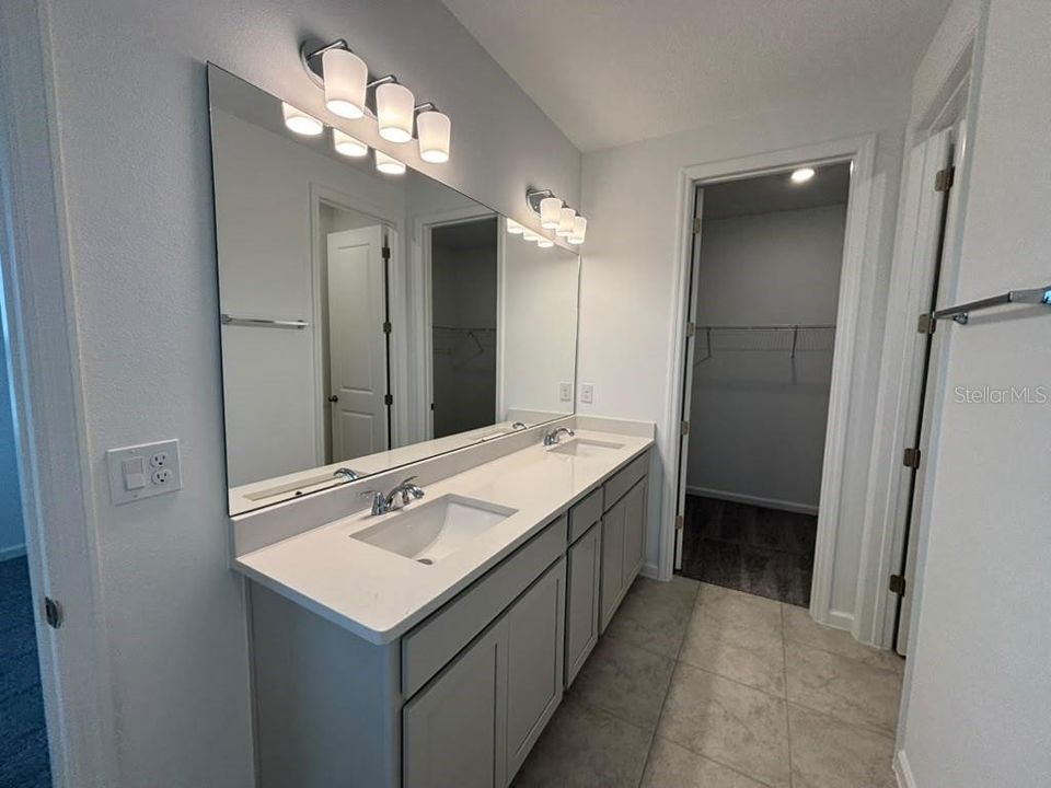 For Rent: $2,900 (3 beds, 2 baths, 1644 Square Feet)