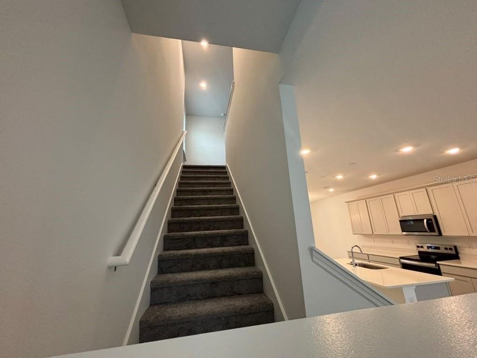 For Rent: $2,900 (3 beds, 2 baths, 1644 Square Feet)