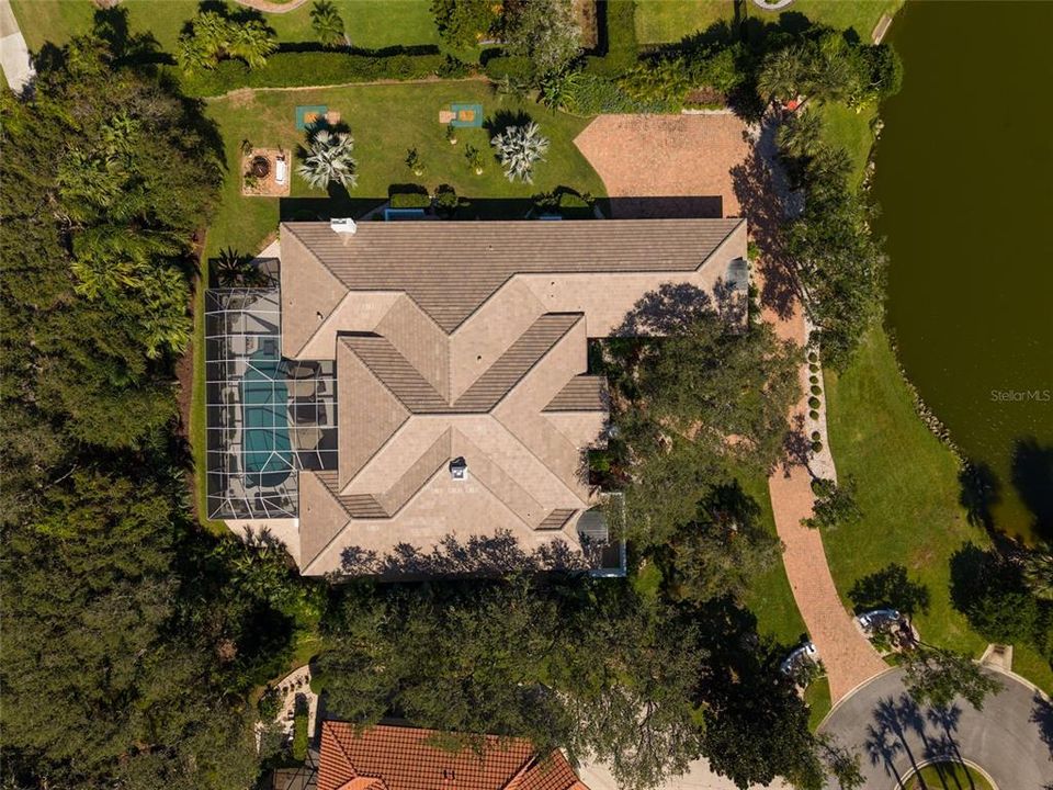 Activo con contrato: $2,199,000 (4 camas, 4 baños, 4652 Pies cuadrados)
