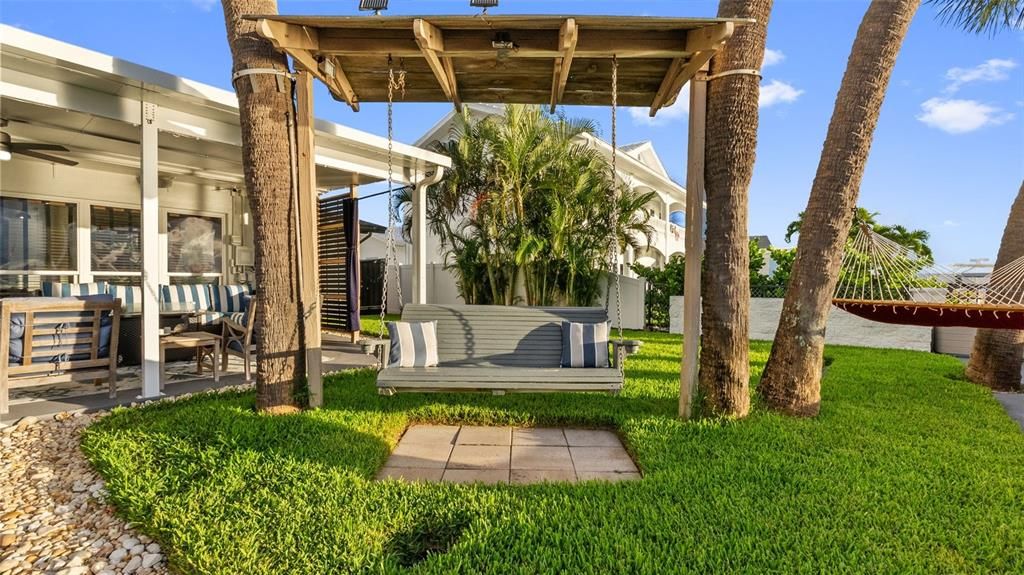 For Sale: $1,650,000 (4 beds, 2 baths, 2120 Square Feet)