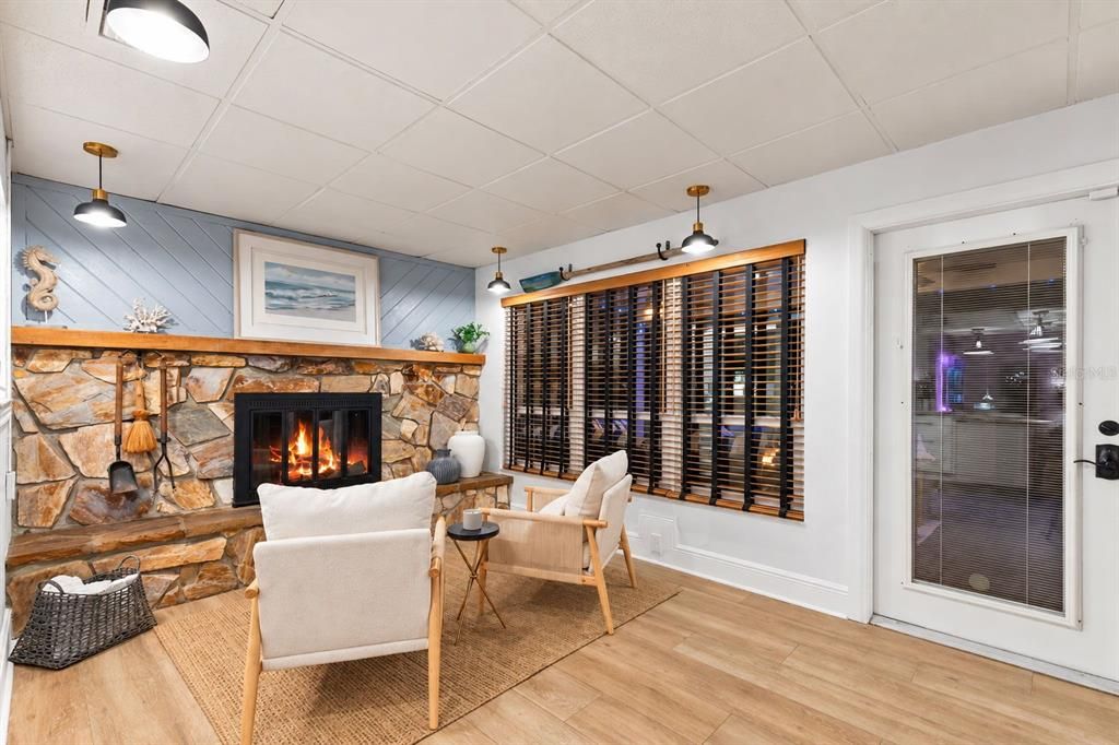 For Sale: $1,650,000 (4 beds, 2 baths, 2120 Square Feet)