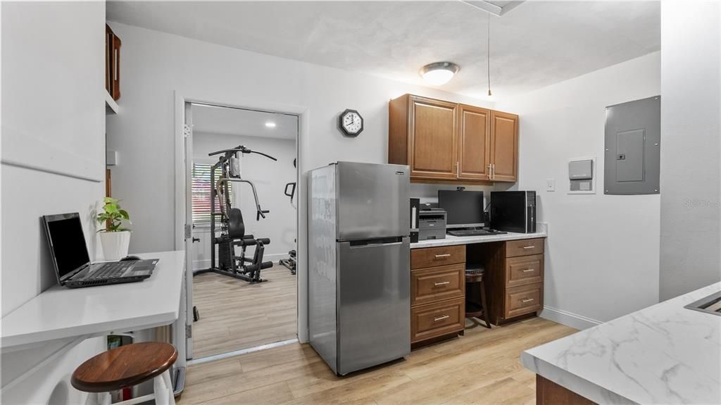 For Sale: $1,650,000 (4 beds, 2 baths, 2120 Square Feet)