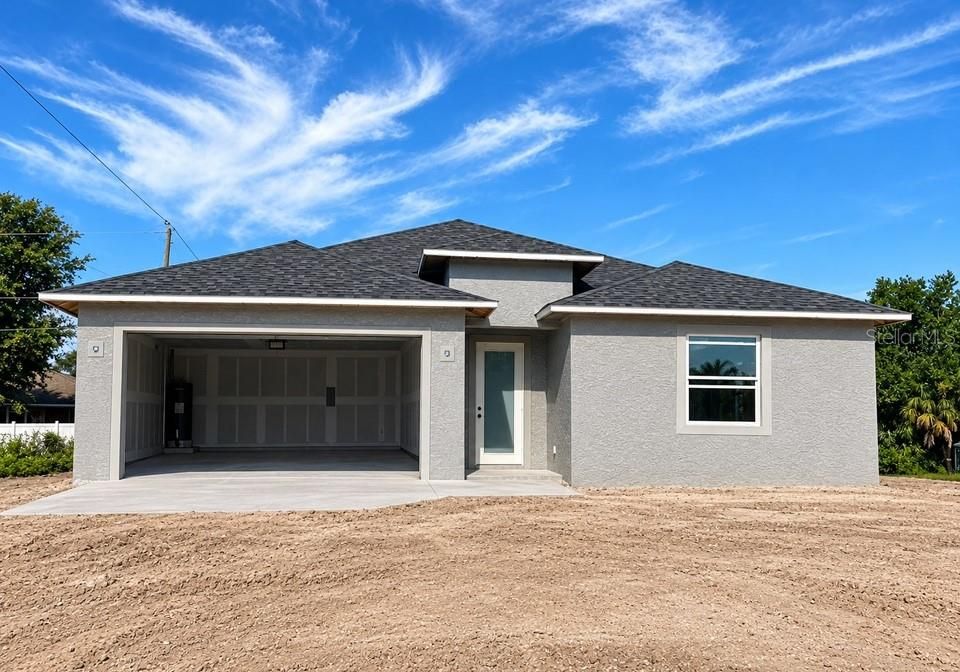 For Sale: $319,900 (3 beds, 20 baths, 1832 Square Feet)
