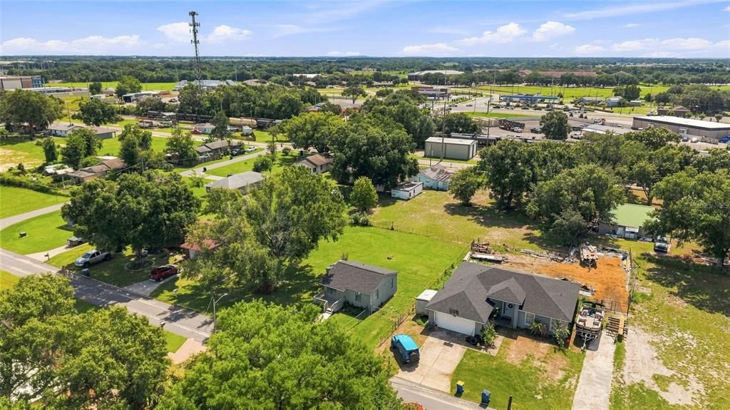 For Sale: $179,000 (2 beds, 1 baths, 576 Square Feet)