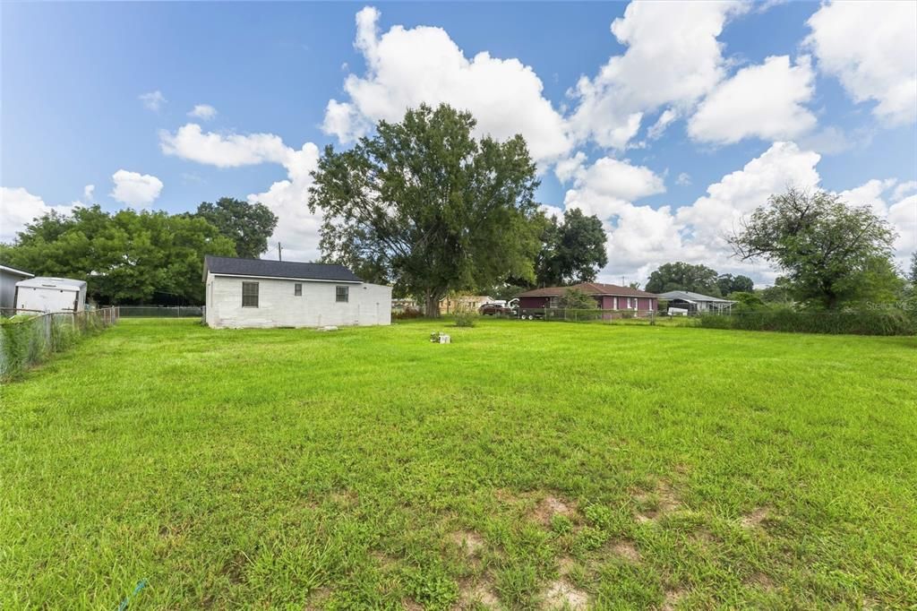 For Sale: $179,000 (2 beds, 1 baths, 576 Square Feet)