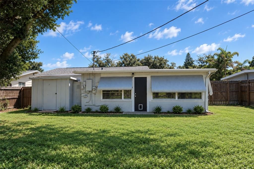 For Rent: $1,795 (2 beds, 1 baths, 772 Square Feet)