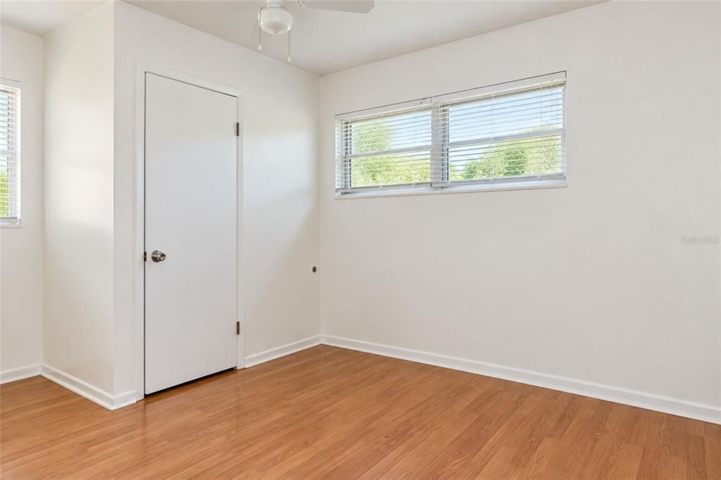 For Rent: $1,795 (2 beds, 1 baths, 772 Square Feet)