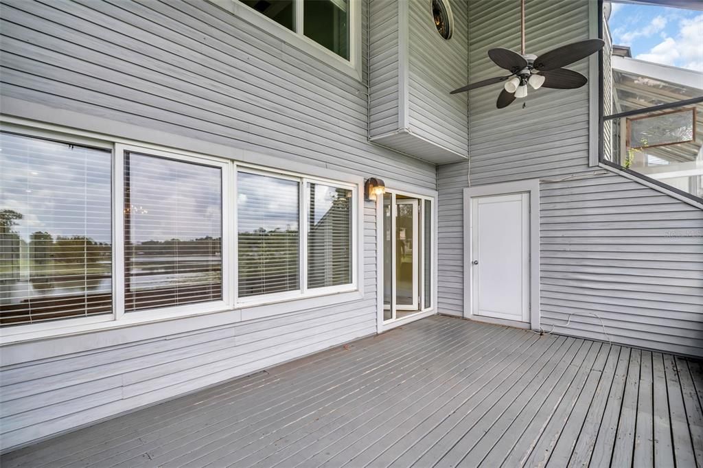 For Sale: $350,000 (3 beds, 3 baths, 2445 Square Feet)